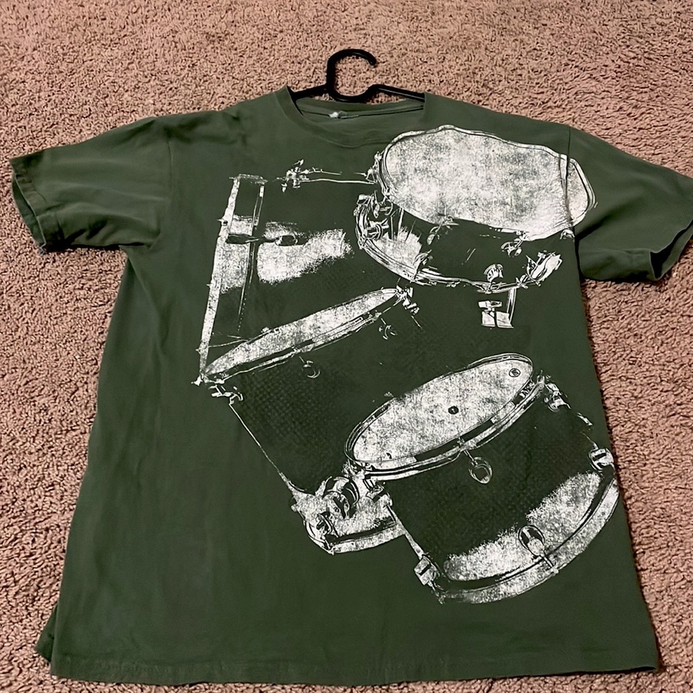 Y2K drum shirt *SIZE LARGE*